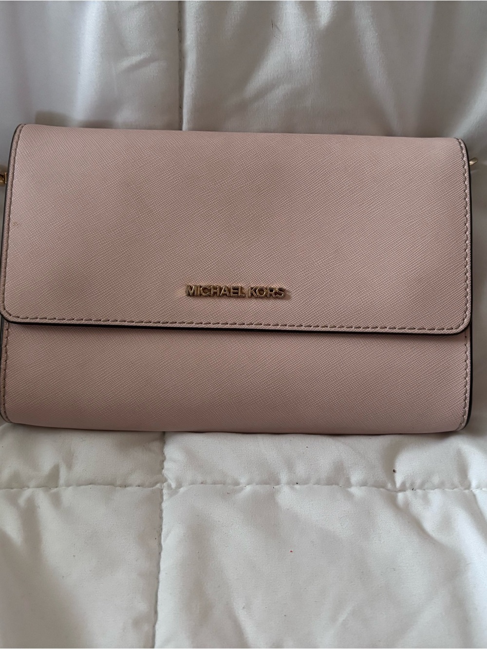 Michael Kors Pale Pink Saffiano Crossbody Wallet